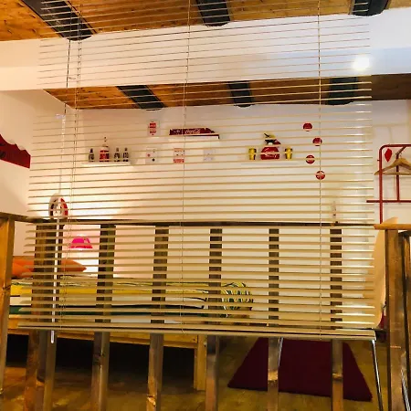 Vat' Coke House *