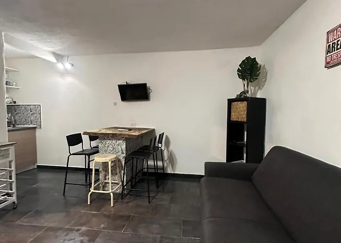 Vat' Coke House شقة